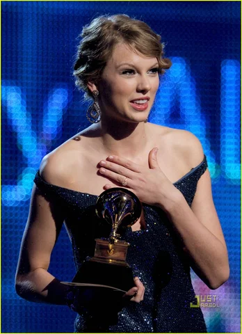 Gana el Grammy al Album del Año