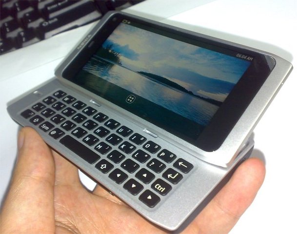 •	Linux publico a la red social por medio de su perfil el lanzamiento de la versión 3.0