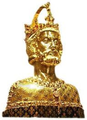 The Pope crowns Charlemagne Emperor of Rome