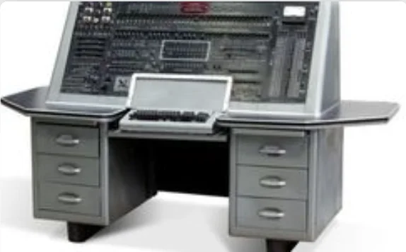 Primer ordenador digital de uso comercial