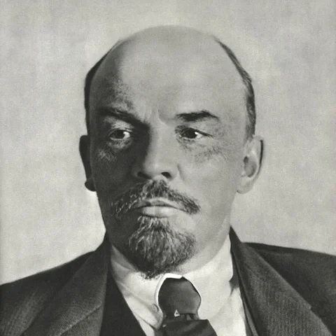 Vladimir Lenin Arrives in Russia