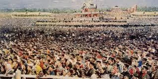 Tsar Nicholas inherits the throne