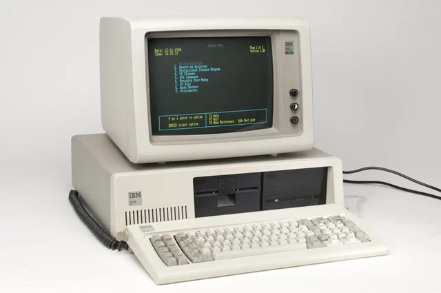 IBM lanza su PC