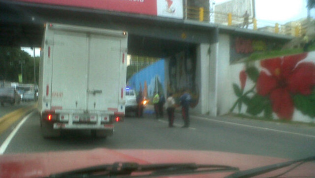 Murió arrollado en la Valle-Coche