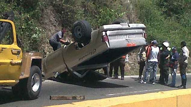 Dos colisiones causan caos en la Panamericana