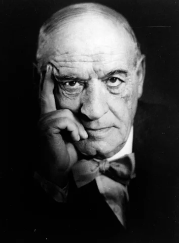 José Ortega y Gasset (1883 - 1955)