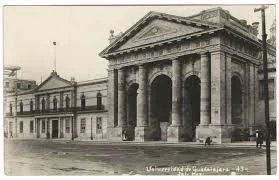 La Universidad de Guadalajara abre sus puertas