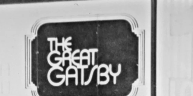 In 1925 publishes The Great Gatsby