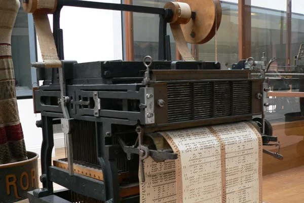 EL TELAR DE JACQUARD