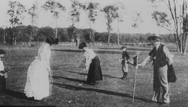 Primera participació de dones als Jocs Olímpics