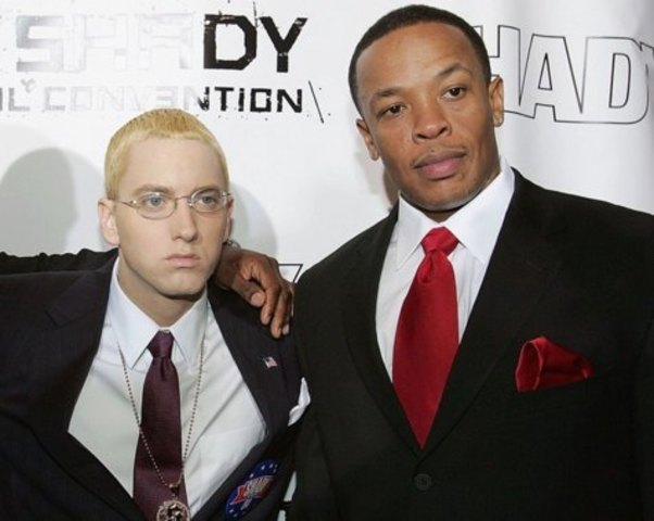 Eminem signs with Dr. Dre