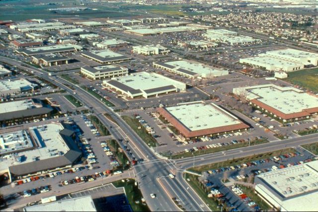 LINUS TRORVALDS SE TRASLADA A LOS EEUU - SILLICON VALEY