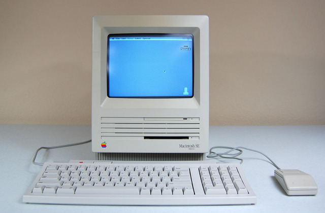 Macintosh SE FDHD