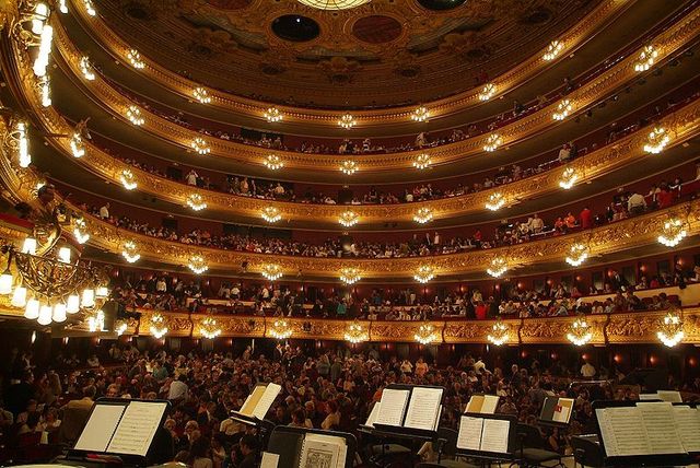 Inauguració del teatre del Liceu a la Rambla de Barcelona