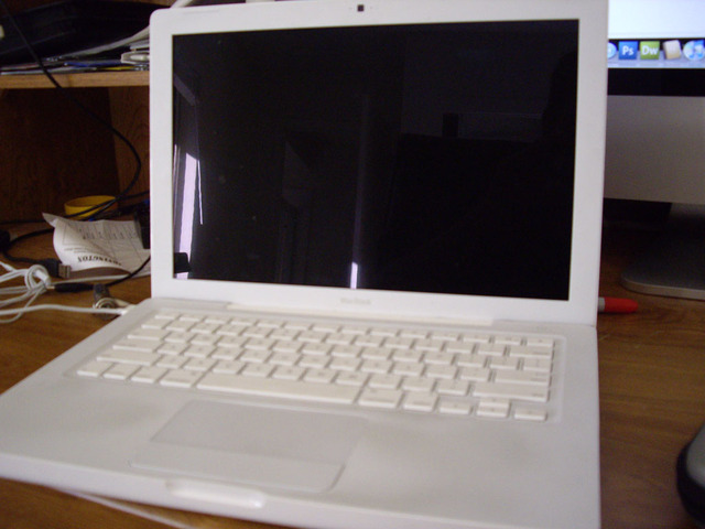 MacBook Penryn