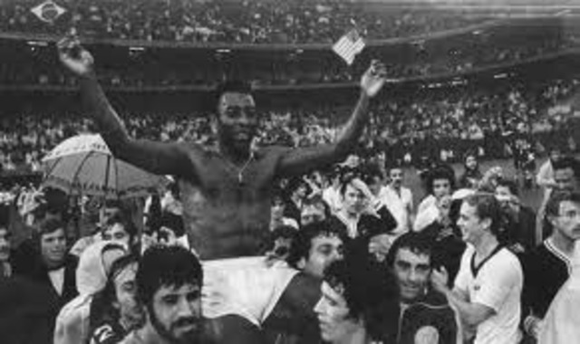 Pele leads his country to its third world cup victory