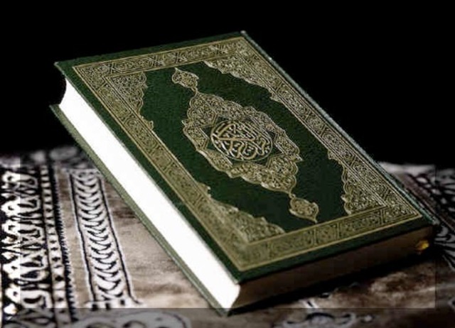 Muhammad receives messages from God