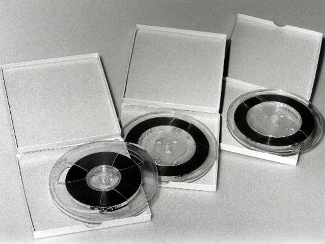 Nixon fires special prosecutor