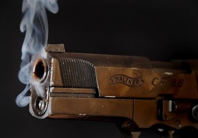 a recorded conversation between Nixon and his chief of staff on June 23,1972, establishes incontrovertibly that Nixon took steps to thwart the investigations of the break-in by the FBI and the CIA.