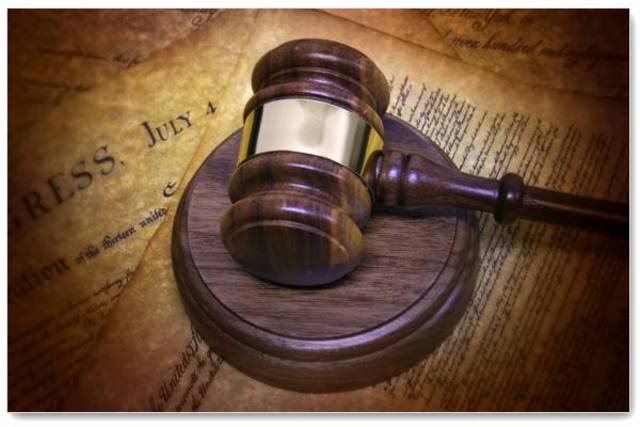 7 aids indicted by Grand Jury for conspiring to hinder investigation; Nixon secretly named co-conspirator