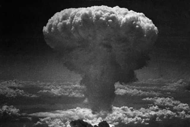 United States, drops Atomic bomb on Nagasaki!