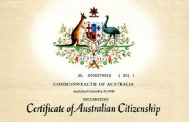 Fred Hollows recieved his Australian Citizenship