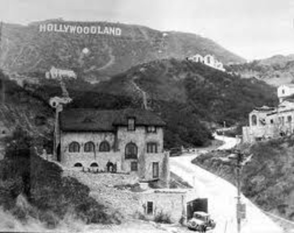 HollyWoodLand