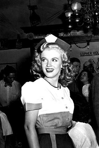 Estreno de la primera película