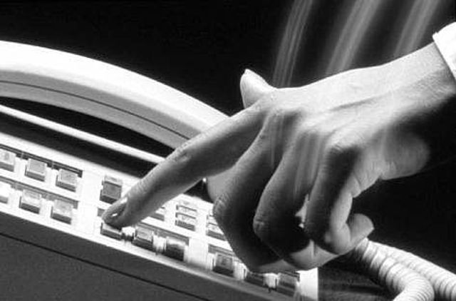 LLAMADAS A LARGA DISTANCIA