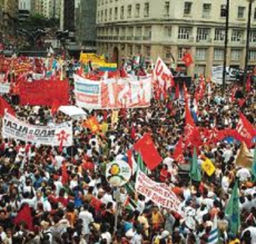 Derrumbe de la unión república socialista soviética (URSS)