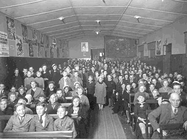 Sovjetunionen angriber de Baltiske lande