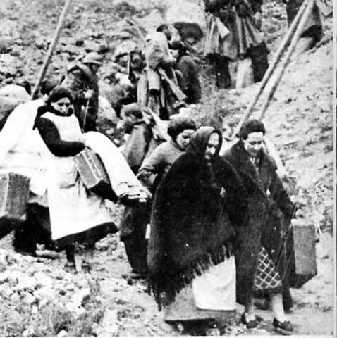 Desplazamiento de Poblacion Civil Hacia Madrid