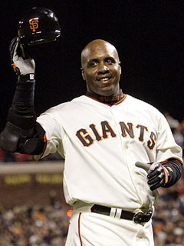 Barry Bonds hits his 400th home run as a Giant, leading his team to a 3-0 win over Cincinnati. Bonds is the first player to hit 400 homers for one team and 100 with another
