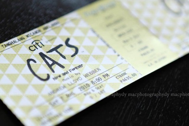 Last performance of the musical Cats in London's West End.