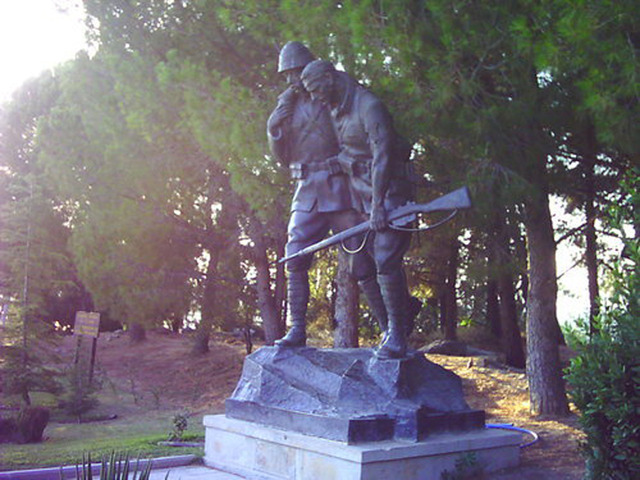 Allies launch Gallipoli Campaign