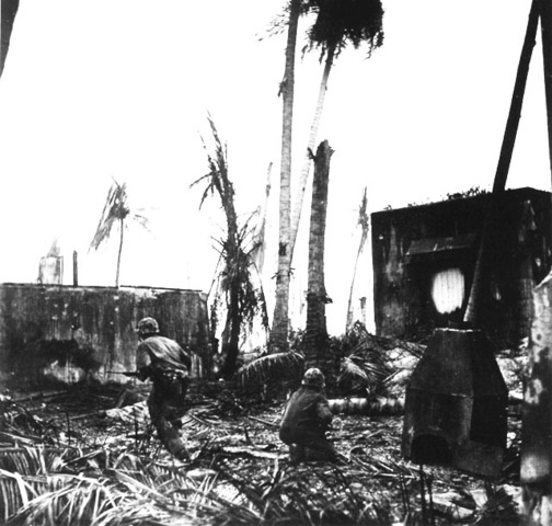 US 4th Marine Division forces begin landing on Kwajalein in the Marshall Islands.