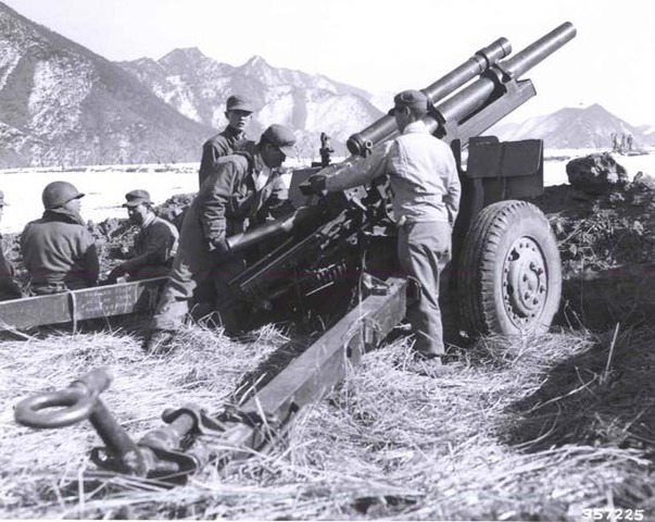 Eight ROK Division using 105 mm Howitzer