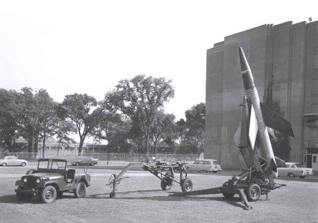 LaCrosse Lightweight launcher