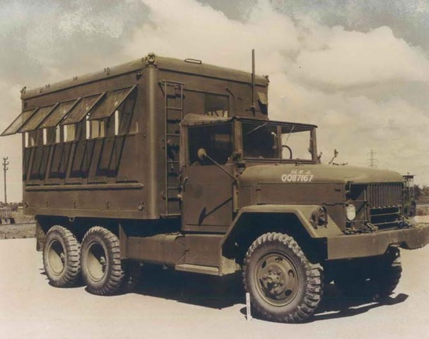 XM109 Truck Shop Van