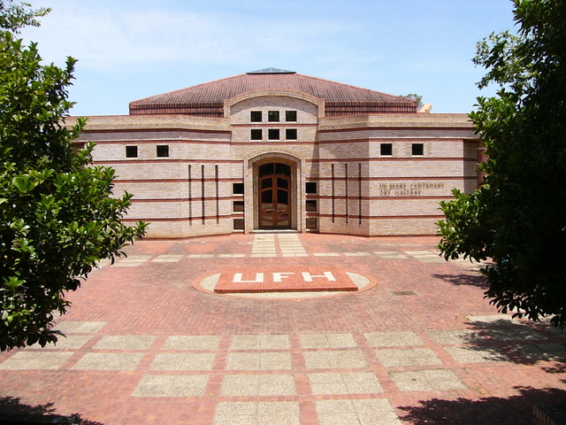 Nelson starts school at Fort Hare