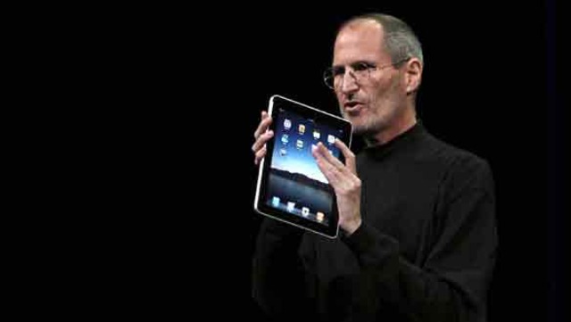 Jobs announces the iPad