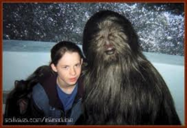 Aunt beast invites the team to dinner so she can heal Meg