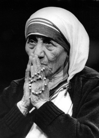 Mother Teresa dies