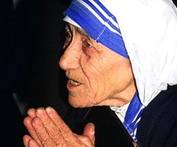 Becomes Roman Catholic Loretto nun