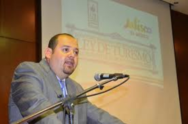 Otra versión de la ley en materia, publicada en el diario Oficial de la Federación, Ley Federal de Turismo, (México). 16067000 Turistas.