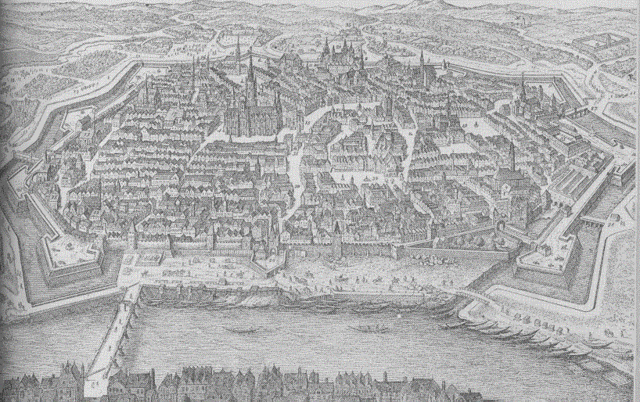 Hitler heads to Vienna