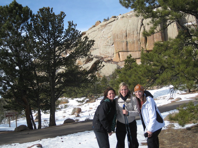 Snowshoeing in Vedavoo