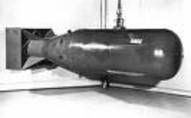 Oppenhimer and Atomic bomb