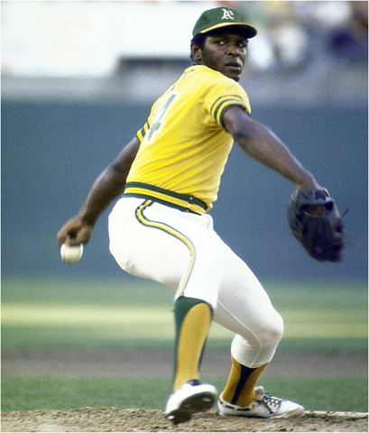 someone born on the same date is vida blue