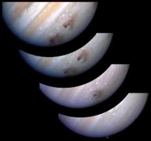 Hubble photographs comet Shoemaker-Levy smashing into Jupiter using time stop technology for photos from before impact to several days after impact